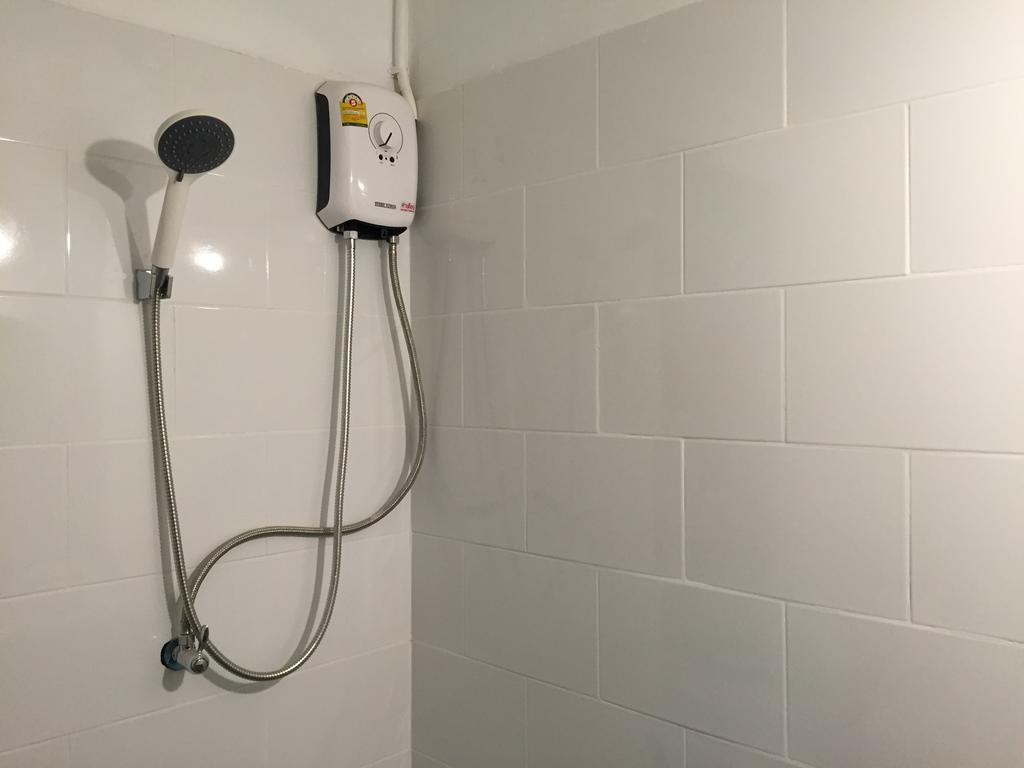 Once In Bangkok With Me Guesthouse المظهر الخارجي الصورة