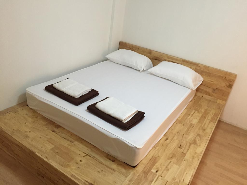 Once In Bangkok With Me Guesthouse المظهر الخارجي الصورة