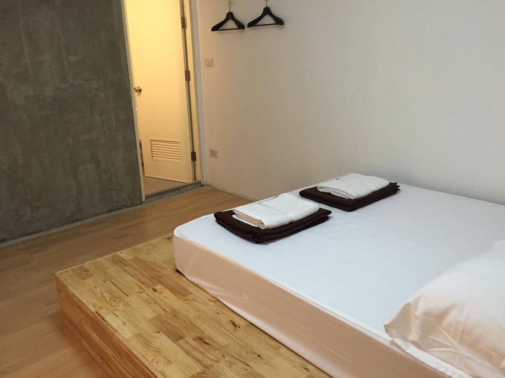 Once In Bangkok With Me Guesthouse المظهر الخارجي الصورة