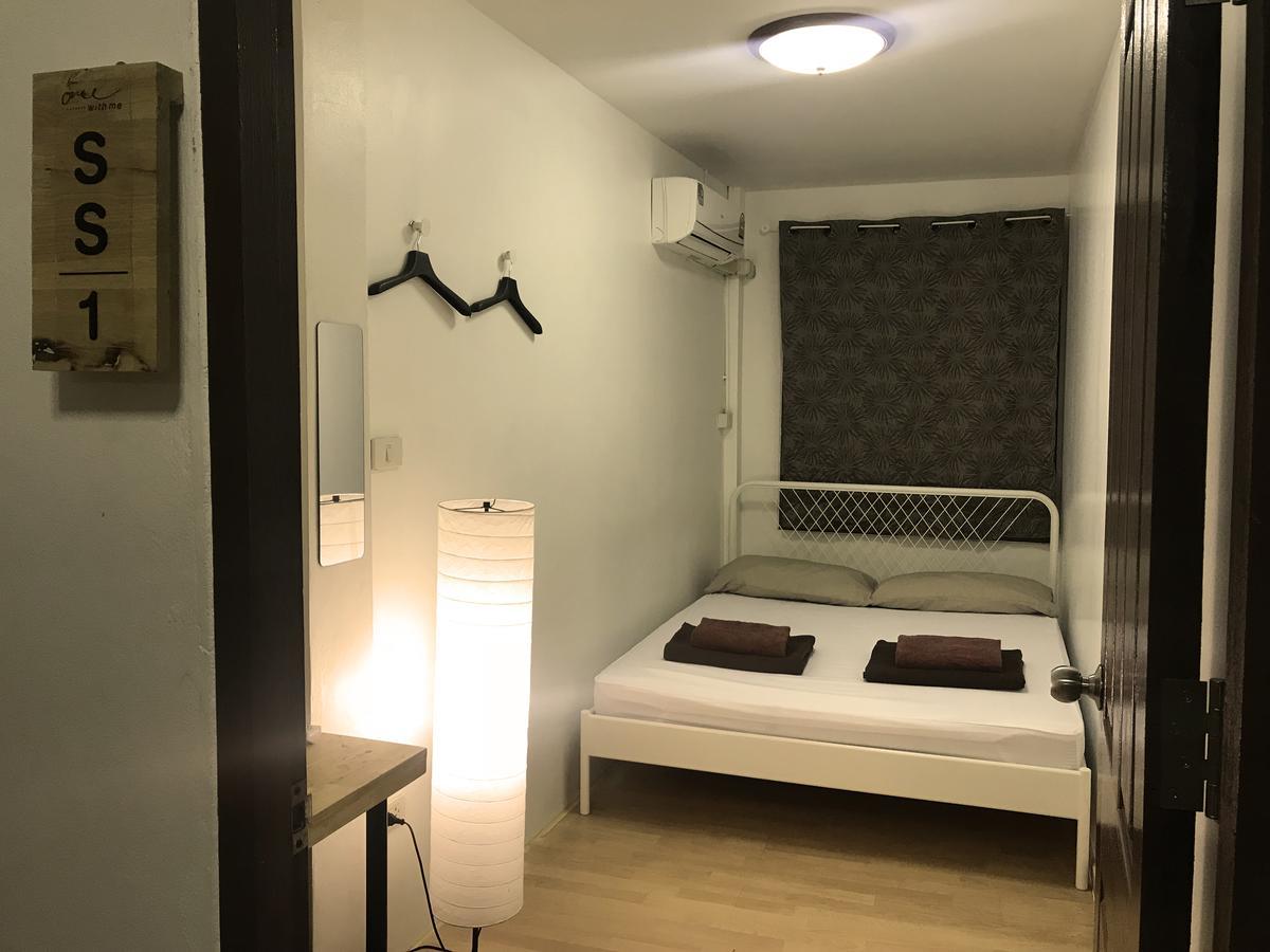 Once In Bangkok With Me Guesthouse المظهر الخارجي الصورة